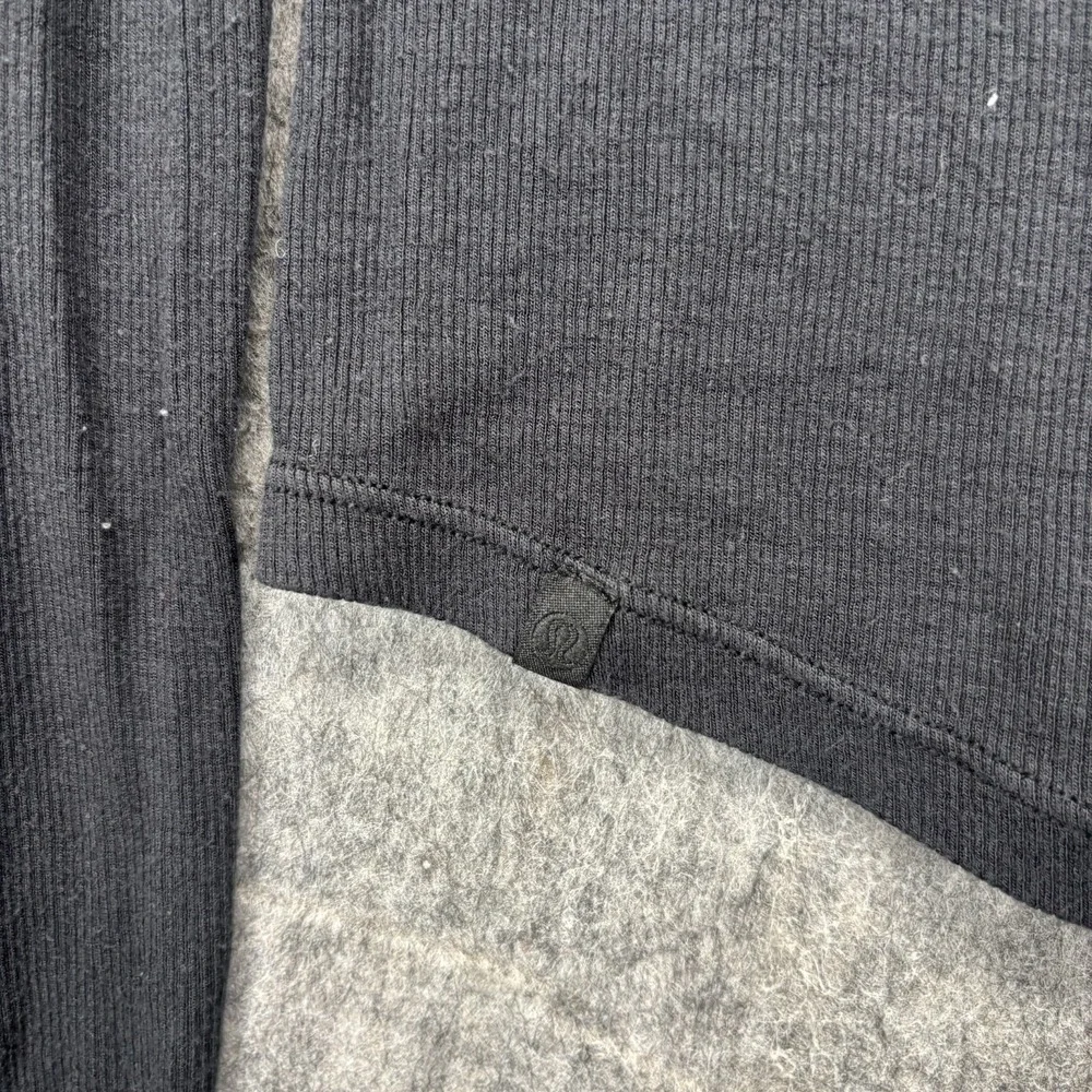 Lululemon Hold Tight Henley Long Sleeve Women's‎ XS Black Cotton Athleisure